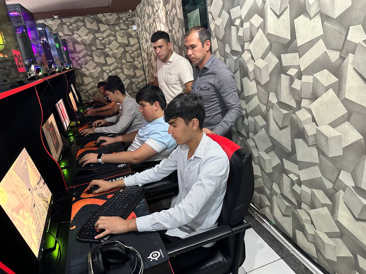 BITIda "COUNTER- STRIKE" turi musobaqalari davom etmoqda.