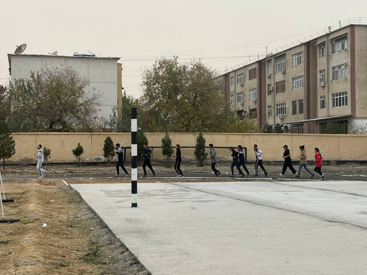 TTJ da istiqomat qiladigan talabalar o’rtasida YENGIL ATLETIKA turi bo’yicha sog’lomlashtirish tadbiri 